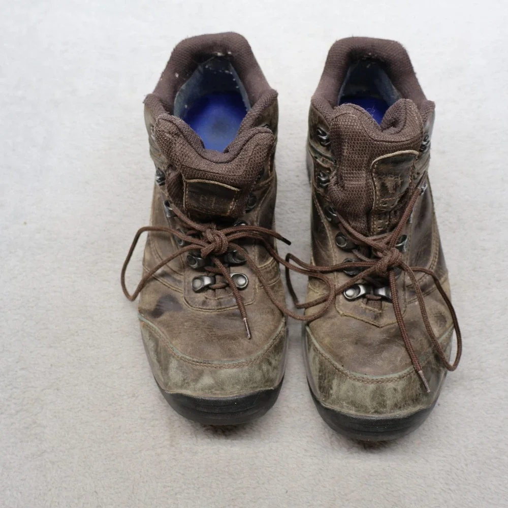 New Balance Men 10.5 Hiking Boots Brown Leather Waterproof Gore-Tex Trail Rugged